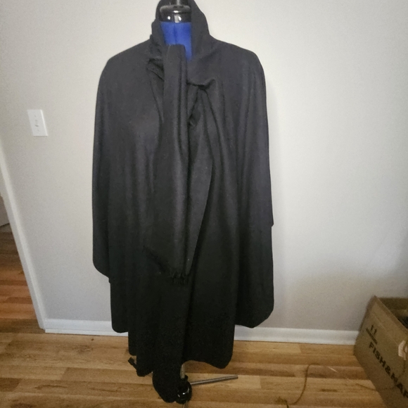 betmar Jackets & Blazers - Betmar Wool Cape With Integrated Scarf